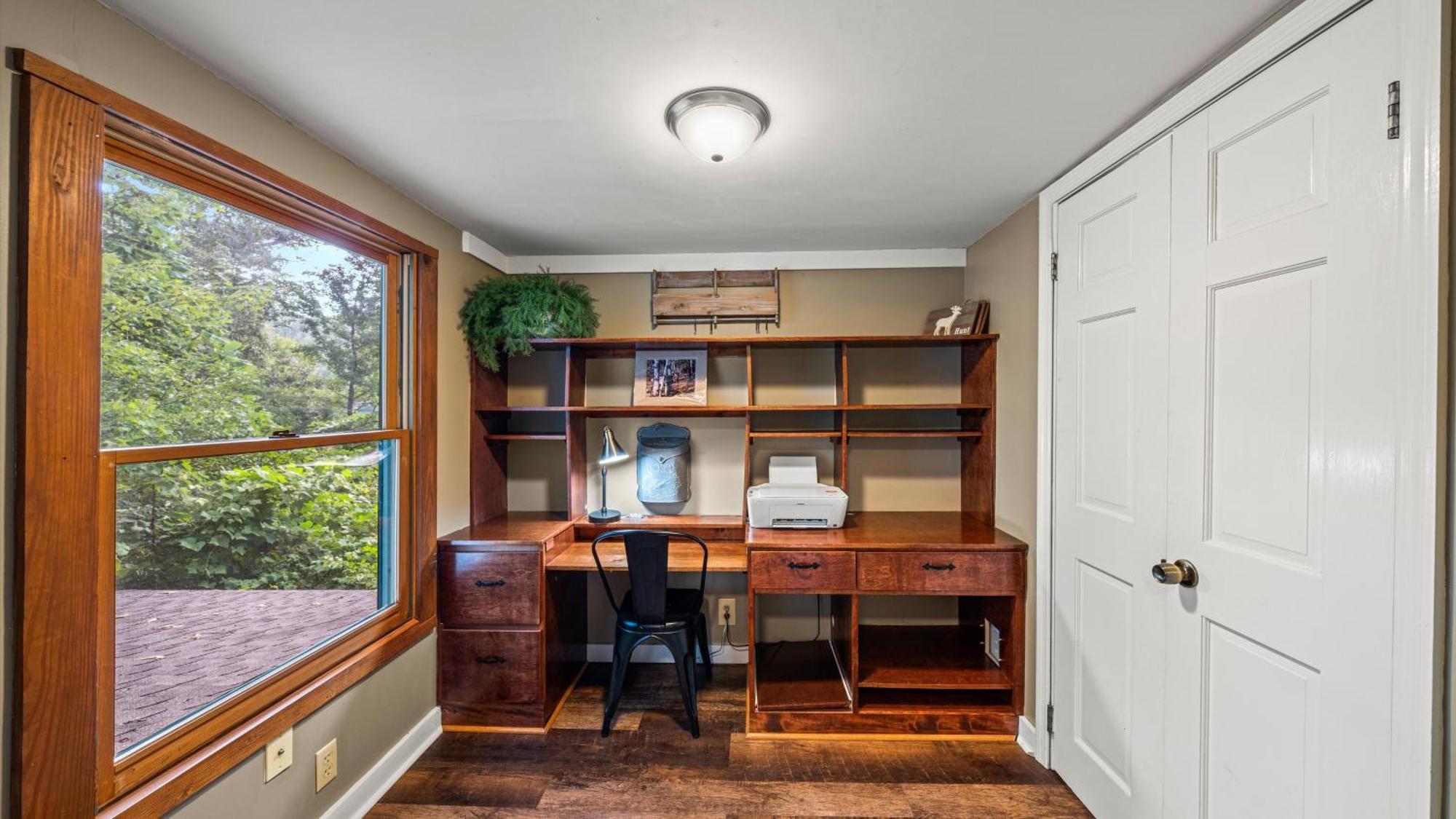 Whiskey Ridge Lodge, A Restored 1940S Gem, 2 Mins From Downtown, Breathtaking City Views, Custom Game Room, And Spacious Elegance Гетлинбург Екстериор снимка